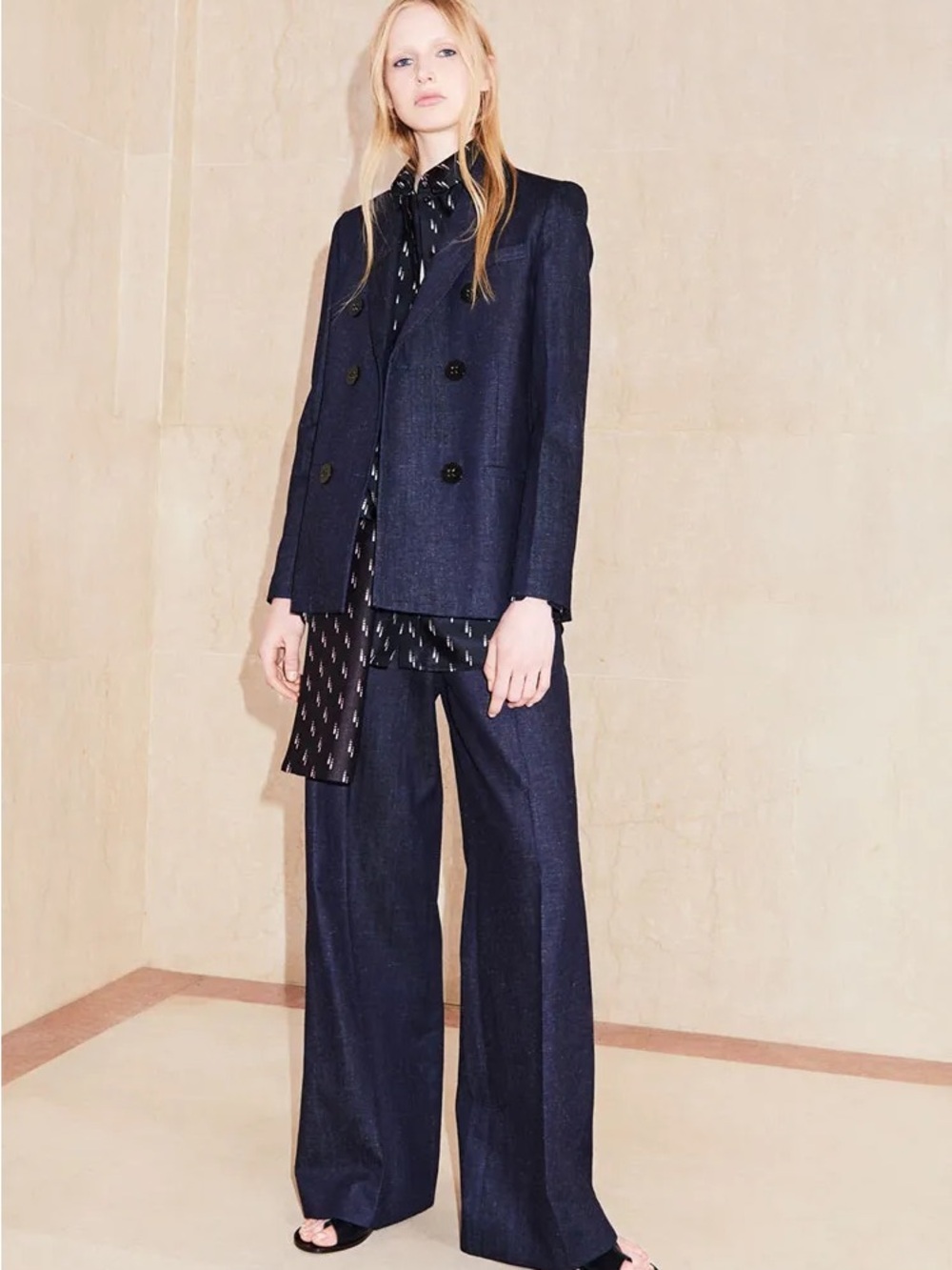 Victoria Beckham Tailored Cotton + Linen Double Breasted Denim Blazer Size 4